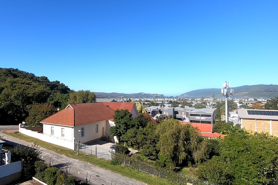 2 Bedroom Property for Sale in Knysna Central Western Cape